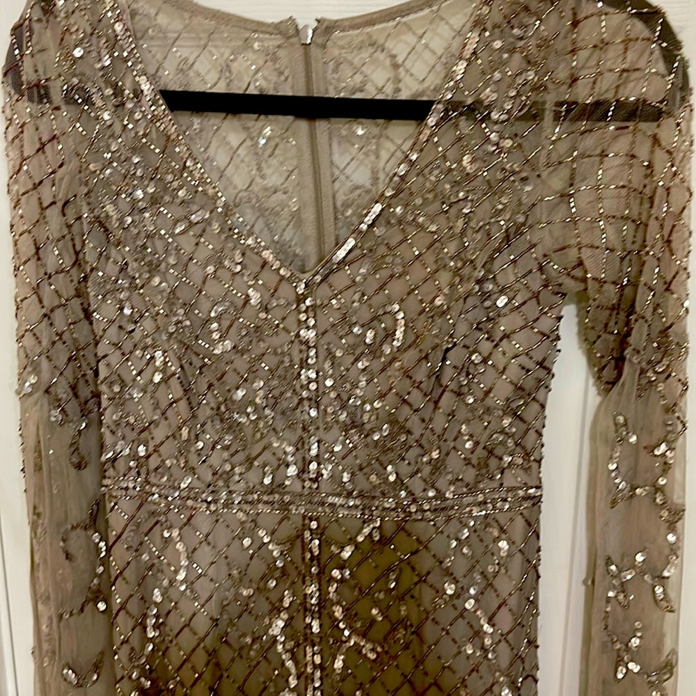Adrianna Papell Beaded Mermaid gown size 0, fits more like a size 2